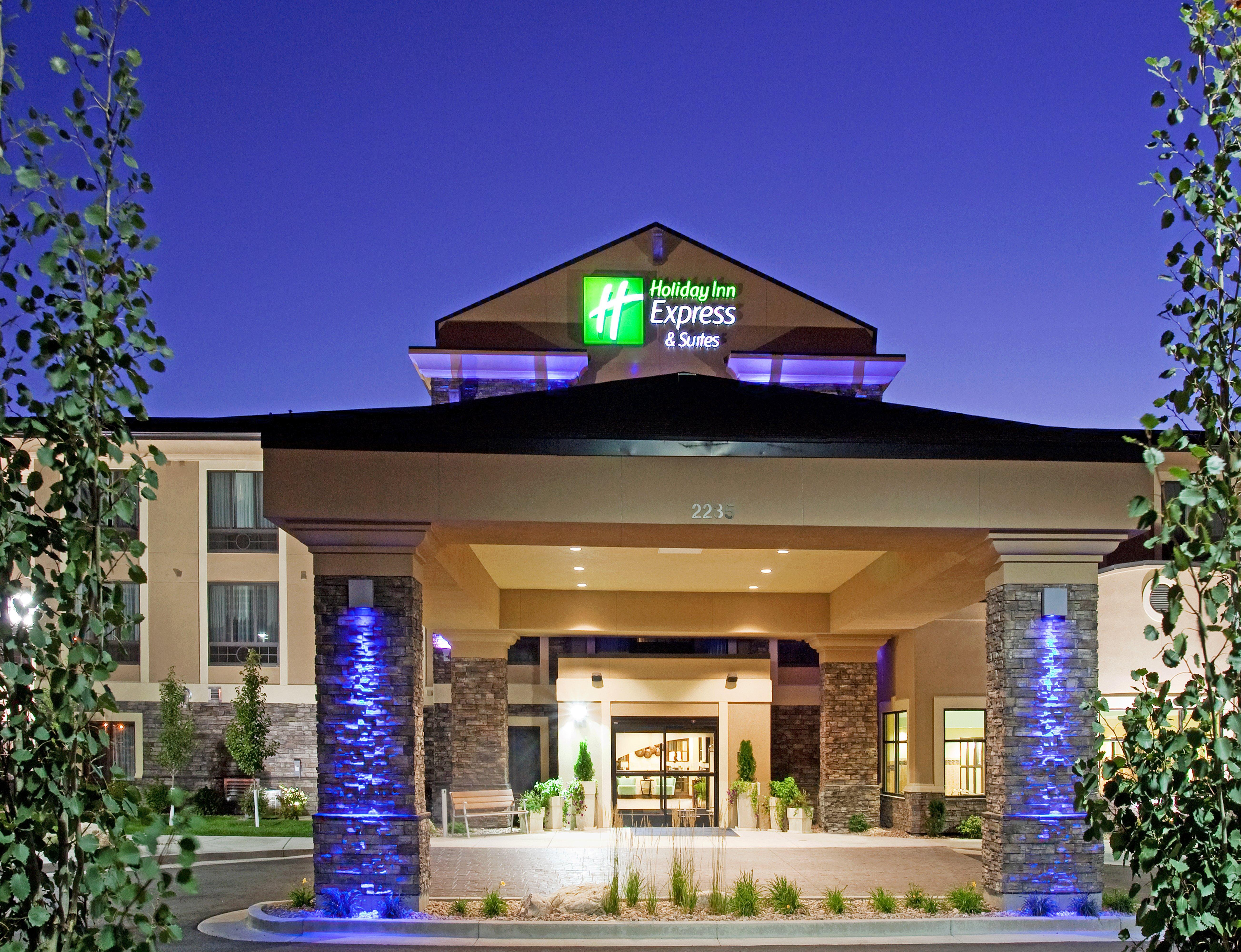 Holiday Inn Express & Suites Logan By Ihg Екстер'єр фото