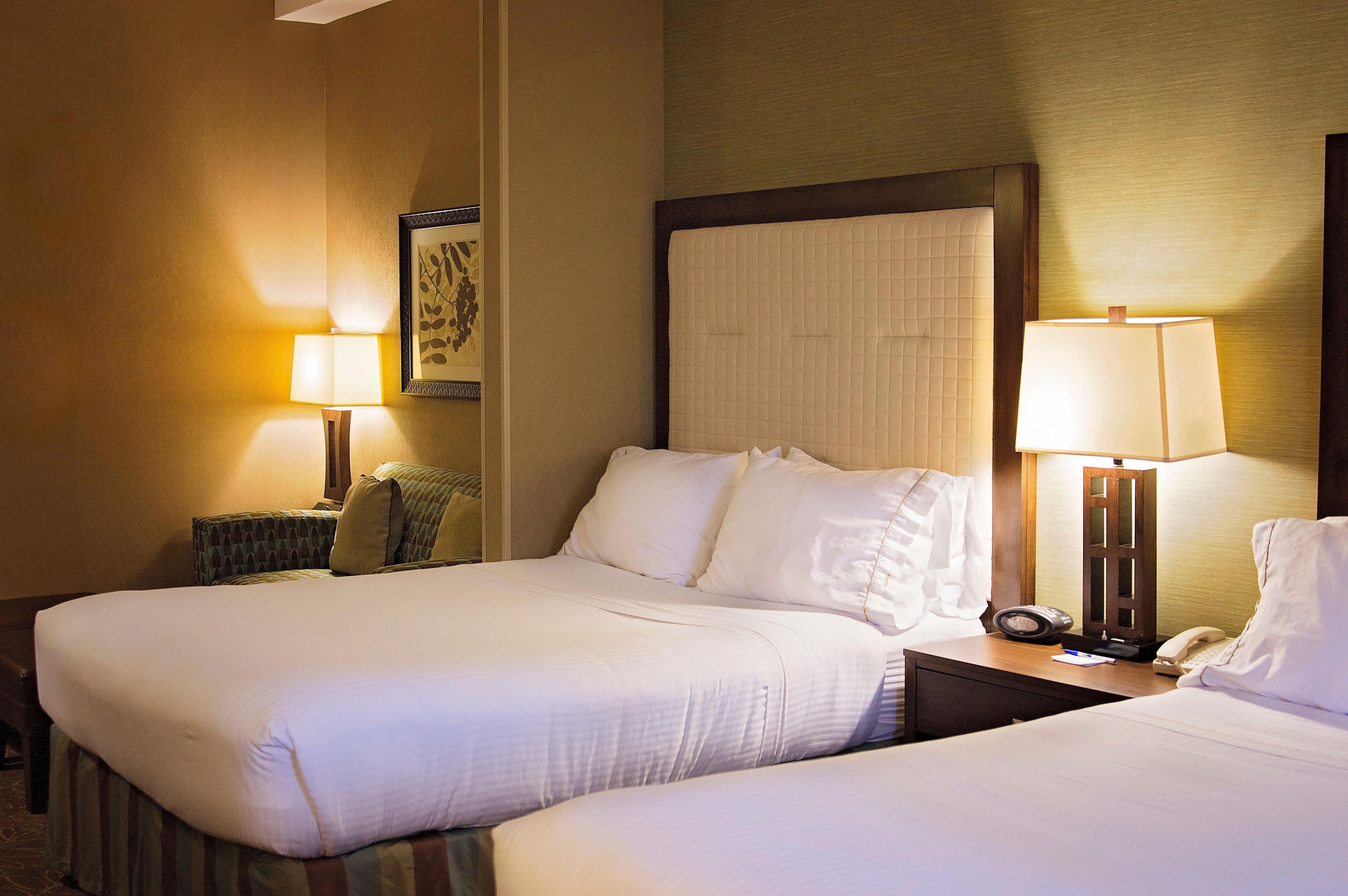 Holiday Inn Express & Suites Logan By Ihg Екстер'єр фото